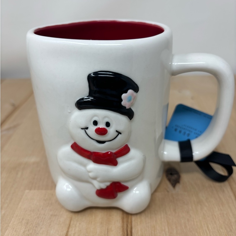 Rae Dunn Christmas EVERYONES FAVORITE SNOWMAN Mug White Double Sided Red Inside